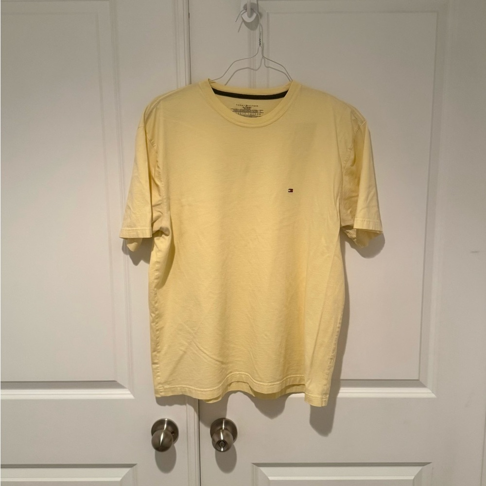 Tommy Hilfiger Men's Yellow T-Shirt